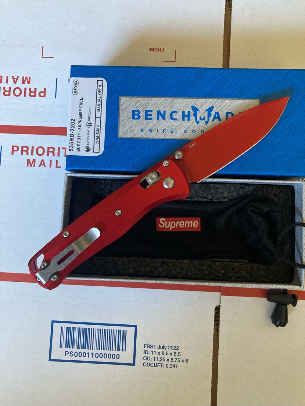 Supreme - Picture 3 of 3